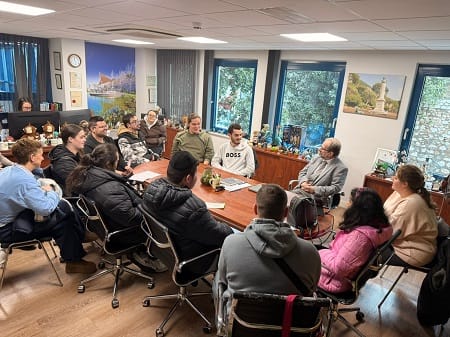 College Students meet with Minister for Education