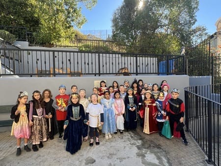 St. Bernard's Lower Primary Year 2 Step back in time at Discovery Fortress!