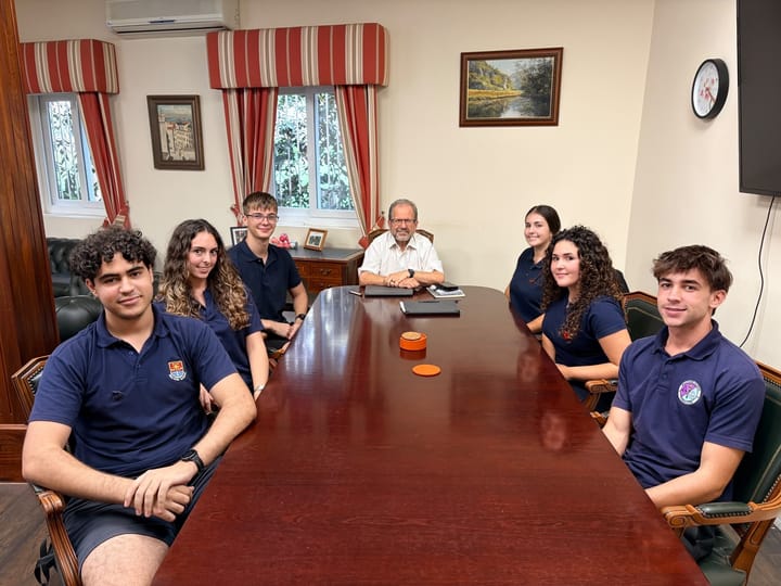 Minister Cortes meets with Head Students